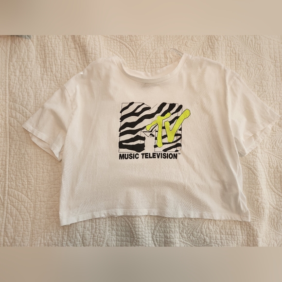 MTV Cropped Tee - Picture 3 of 5
